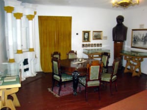 Casa-memoriala-1-300x225